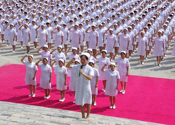 海南省第二卫生学校——护士宣誓